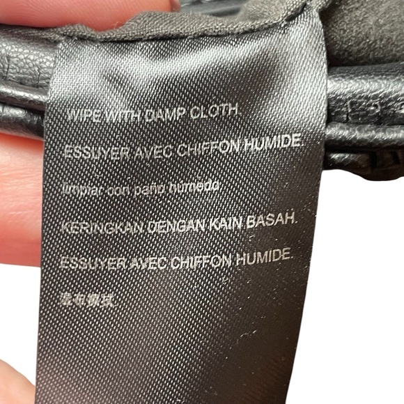 BADGLEY MISCHKA Black Vegan Leather Crossbody Bag Quilted Designer Adjustable - Picture 11 of 13